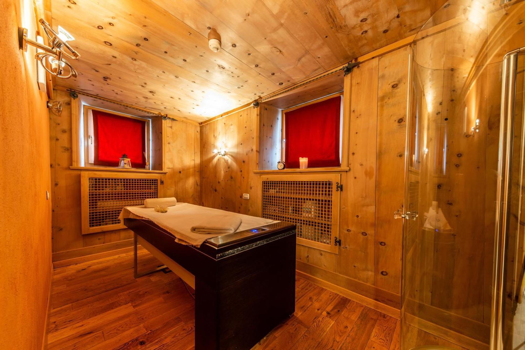 Hotel Spol - Adults Only Livigno Bagian luar foto